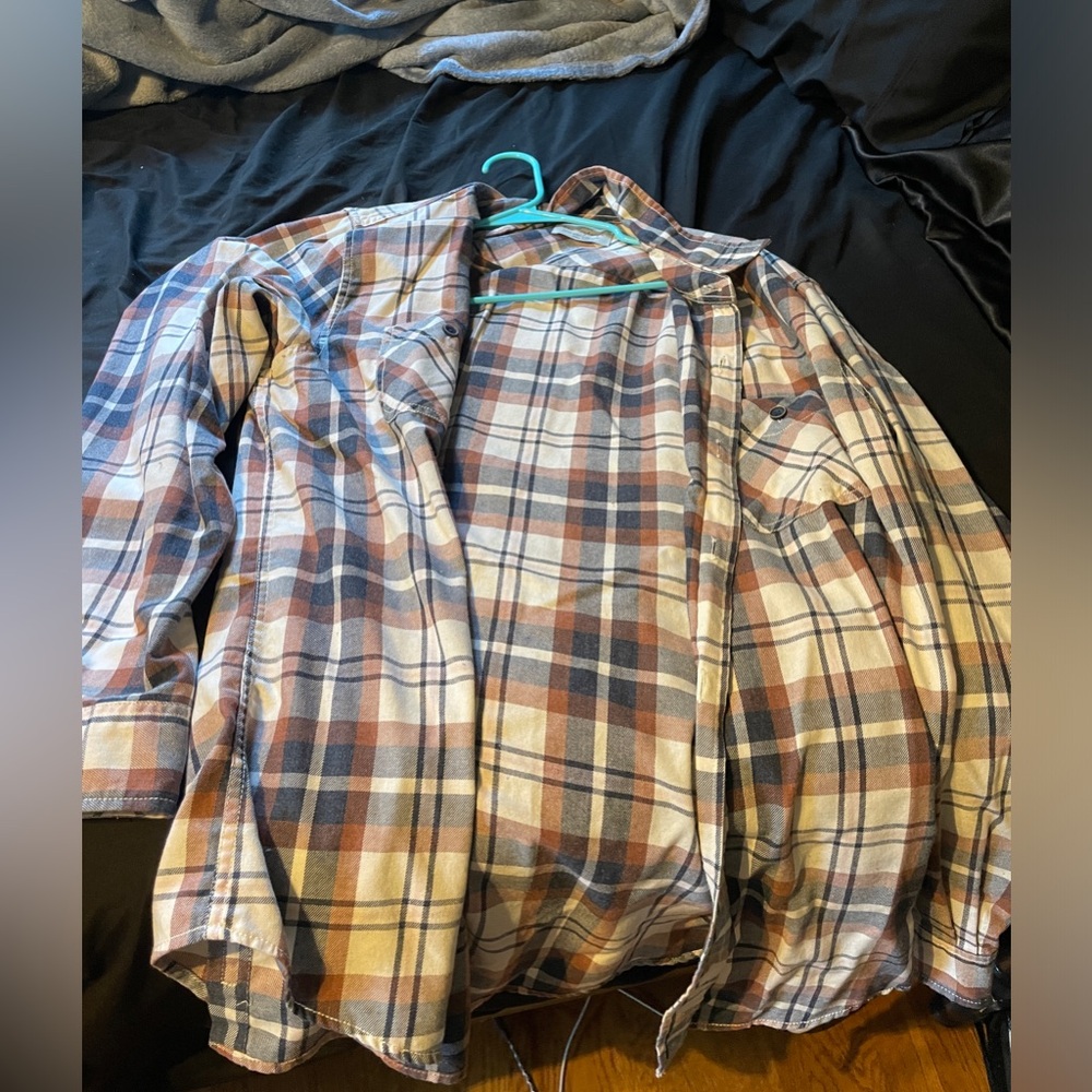 size large weatherproof button up